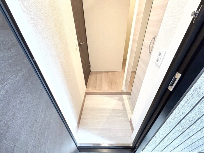 物件内観写真19　(玄関)