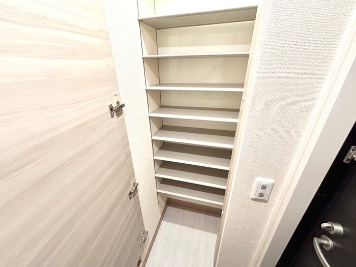 物件内観写真20　(靴箱)