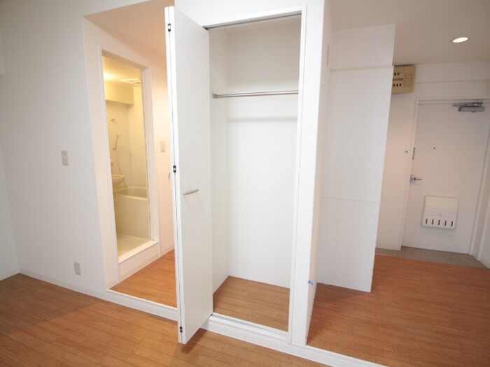 物件内観写真16　(収納)