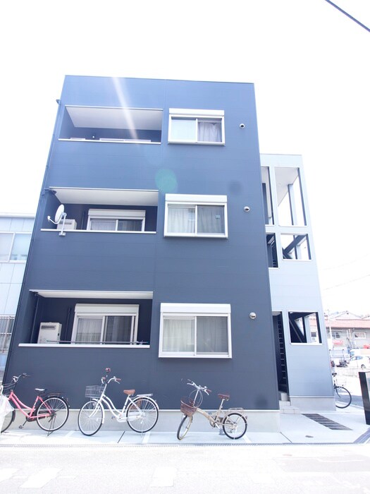 物件外観写真3　(外観写真)