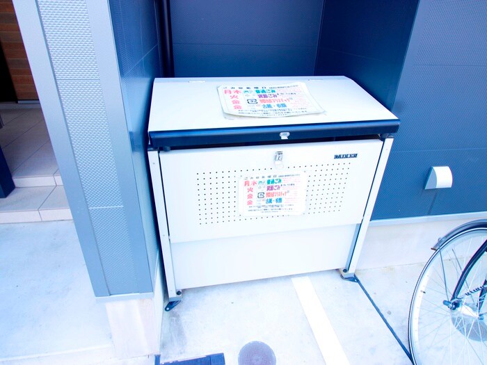 物件外観写真6　(建物設備)