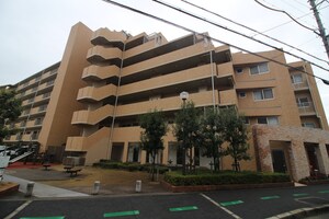 ﾒﾛﾃﾞｨｰﾊｲﾑ中百舌鳥ﾌﾞﾗｲﾄﾞｶﾞｰﾃﾞﾝ外観写真