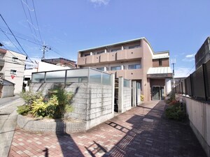 リーベン桂外観写真