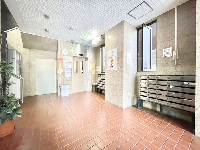 物件外観写真6　(建物設備)