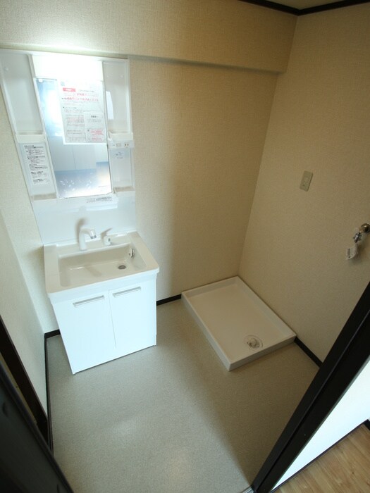 物件内観写真13　(洗面)