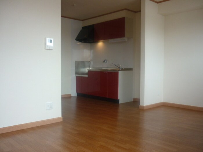 物件内観写真4　(居室)