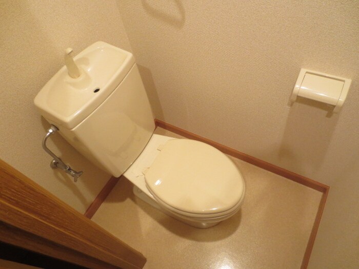 物件内観写真9　(トイレ)