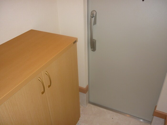 物件内観写真13　(靴箱)