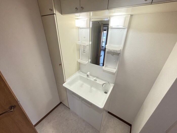 物件内観写真12　(洗面)