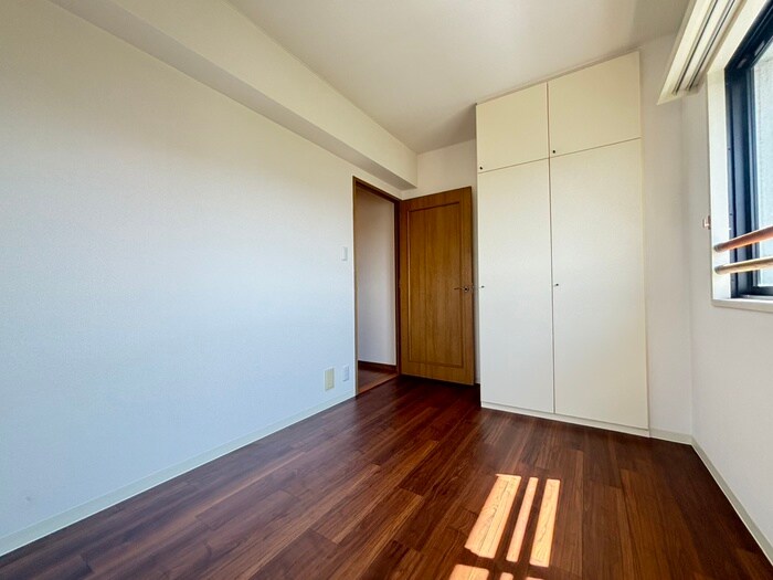 物件内観写真18　(居室)