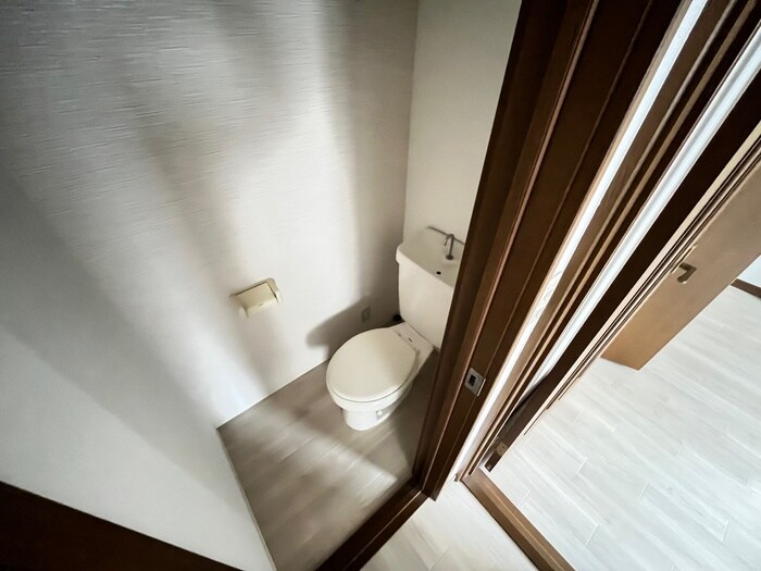 物件内観写真12　(トイレ)