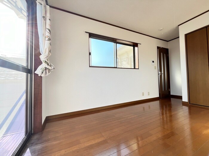 物件内観写真19　(居室)