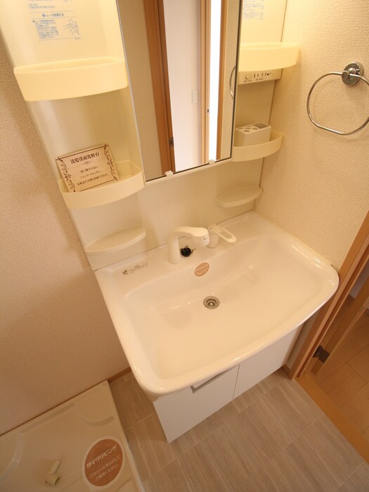 物件内観写真18　(洗面)