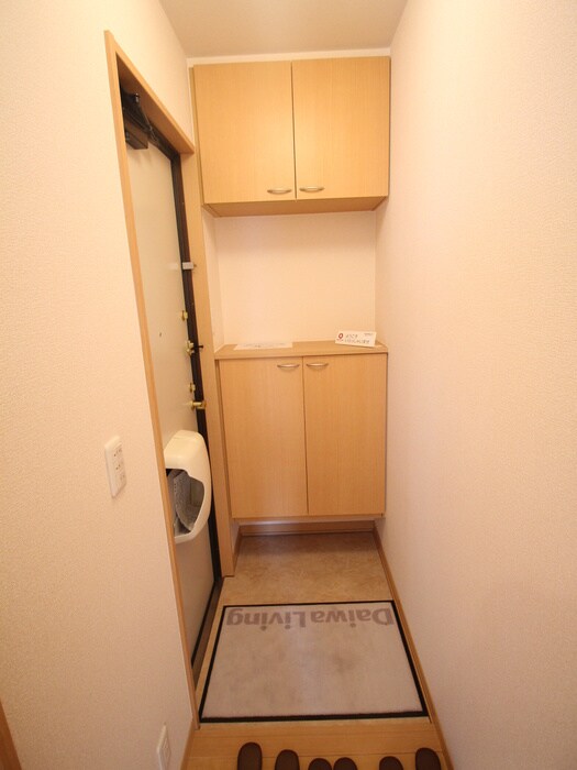 物件内観写真22　(玄関)