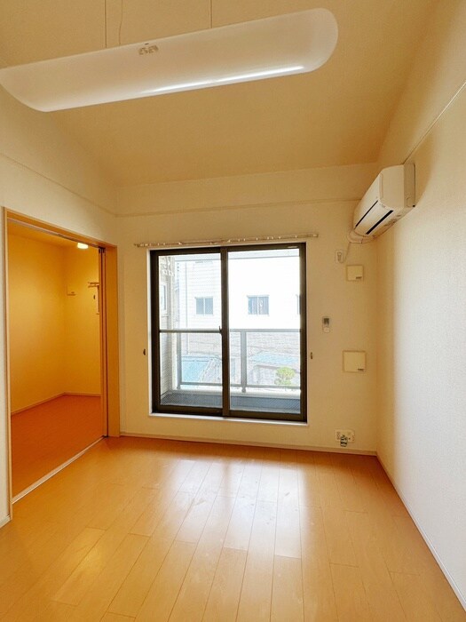 物件内観写真15　(居室)