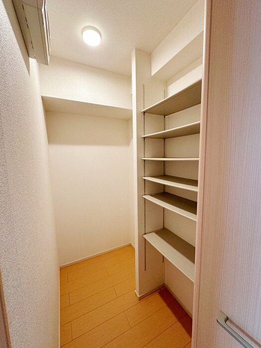 物件内観写真17　(靴箱)