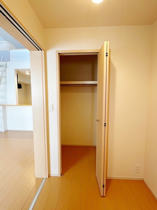 物件内観写真22　(収納)