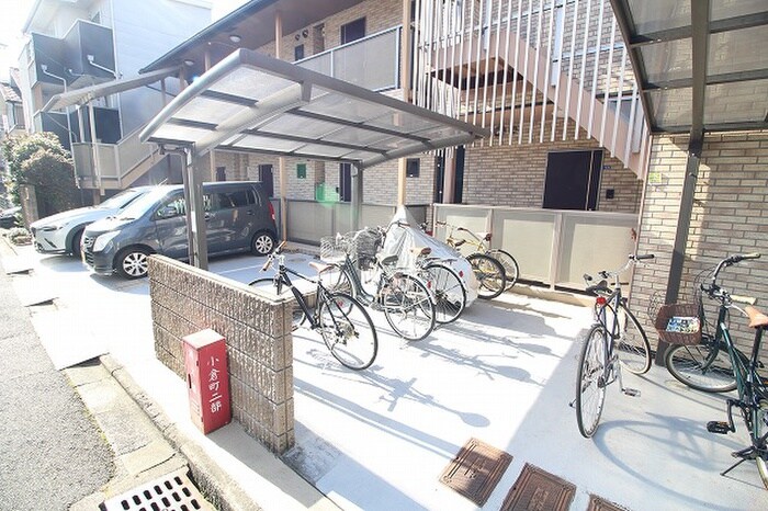 物件外観写真3　(駐輪場)