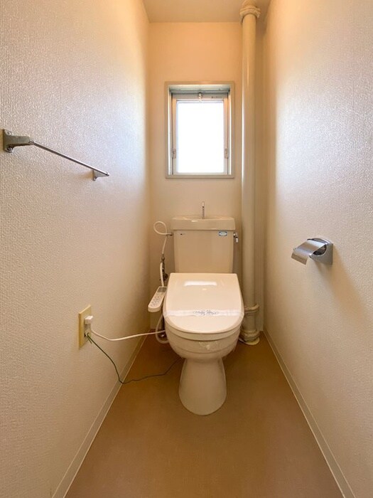 物件内観写真14　(トイレ)