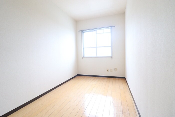 物件内観写真18　(居室)