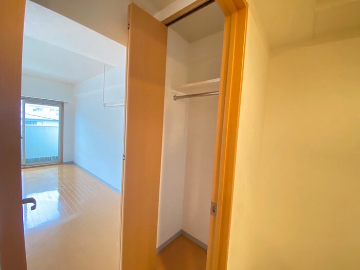 物件内観写真8　(収納)