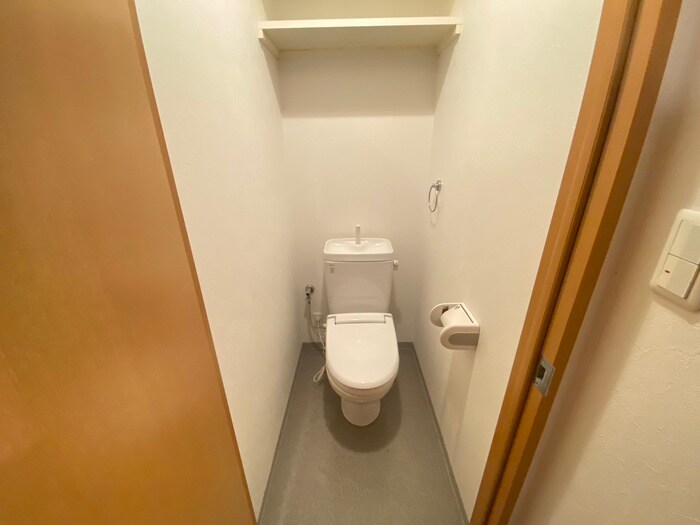 物件内観写真11　(洗濯機置場)