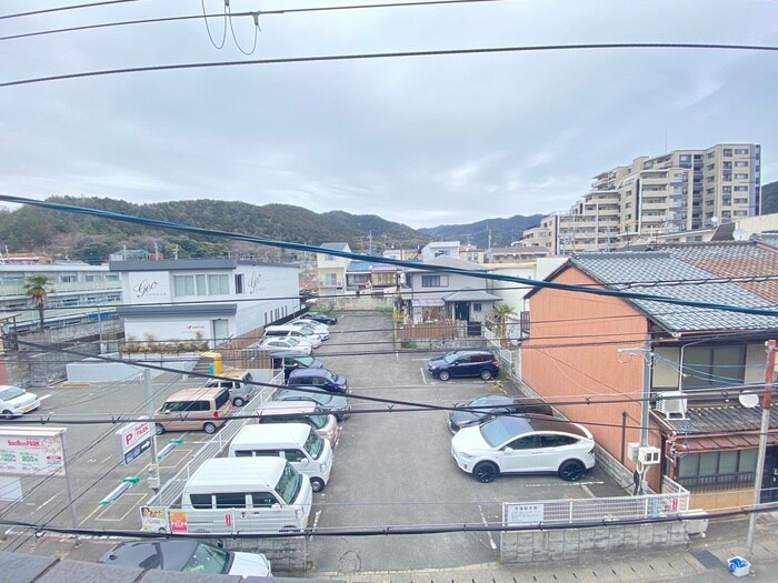 物件内観写真16　(室内からの展望)