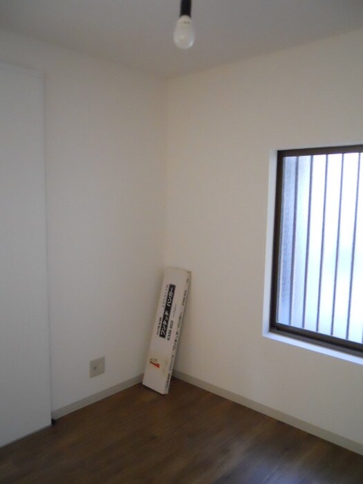 物件内観写真11　(居室)