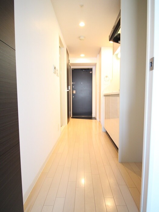 物件内観写真19　(廊下)