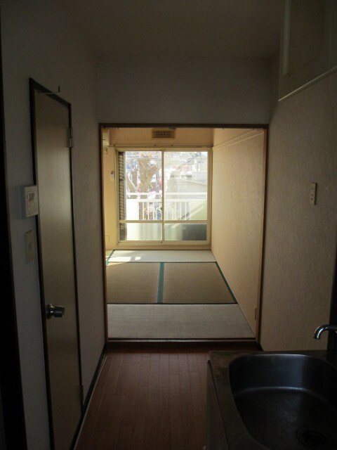 物件内観写真10　(廊下)