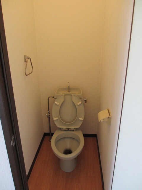 物件内観写真12　(トイレ)