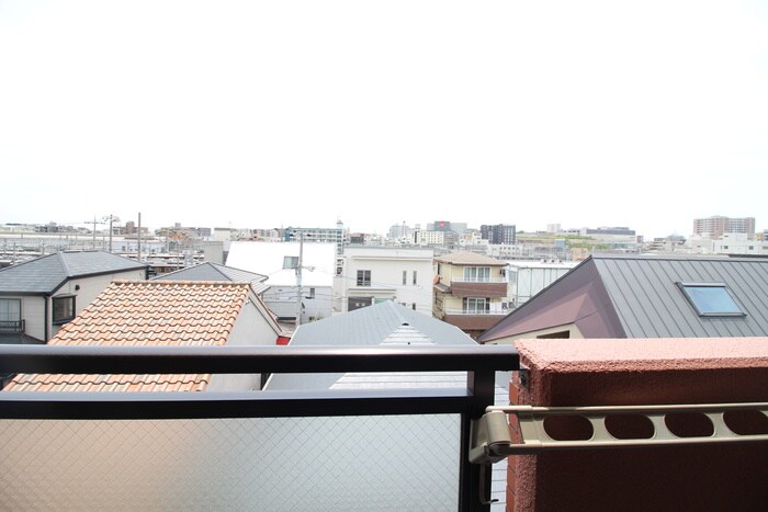 物件内観写真18　(室内からの展望)