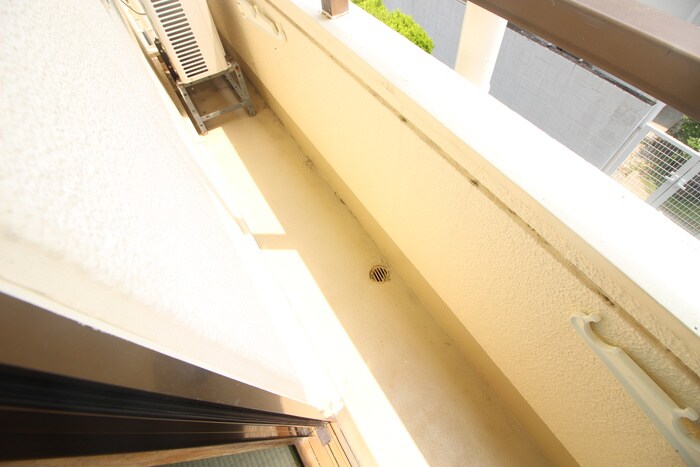 サンハイツ中桜塚のベランダ・バルコニー