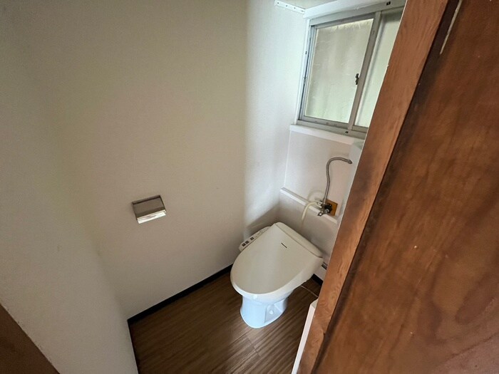 物件内観写真12　(トイレ)