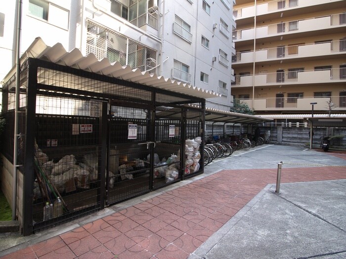 物件外観写真6　(建物設備)