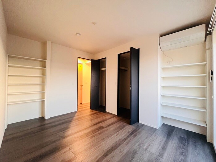 物件内観写真8　(居室)