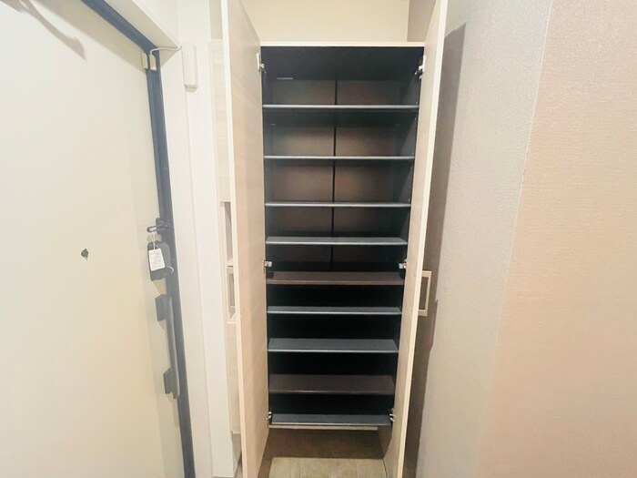 物件内観写真14　(靴箱)