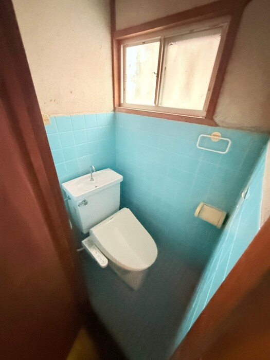 物件内観写真14　(トイレ)