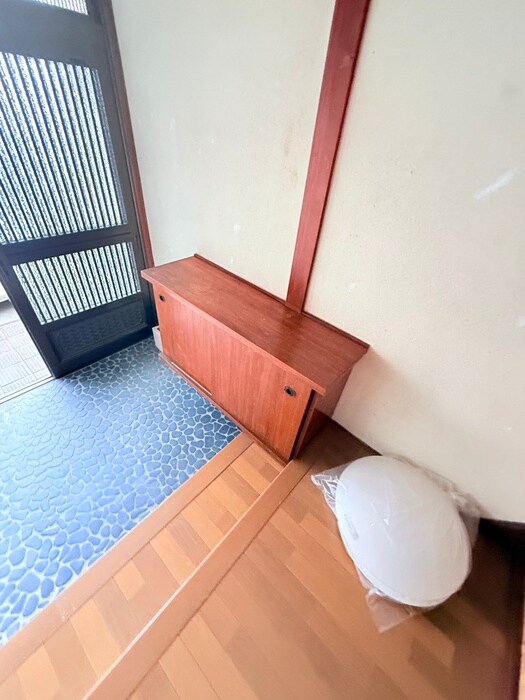 物件内観写真15　(靴箱)