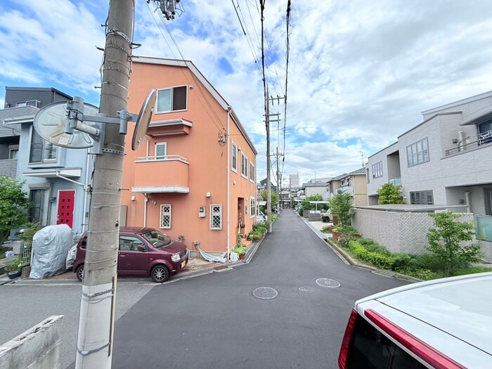 物件内観写真21　(室内からの展望)