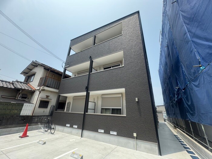 物件外観写真1　(外観写真)