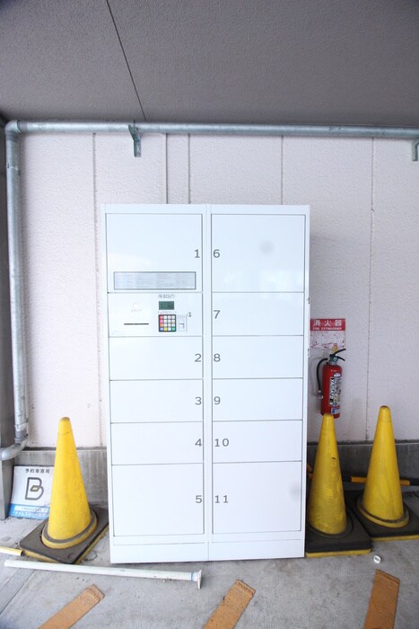 物件外観写真4　(建物設備)