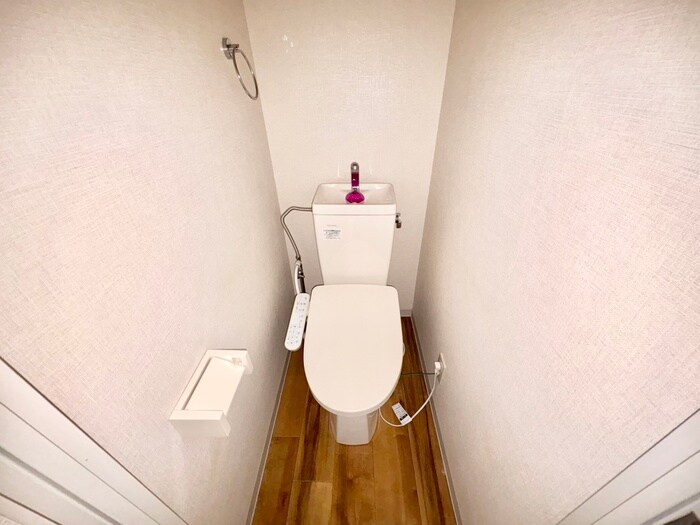 物件内観写真12　(トイレ)