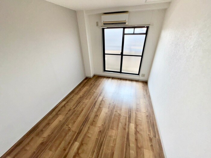 物件内観写真15　(居室)