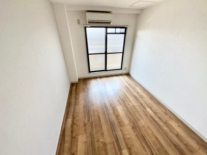 物件内観写真17　(居室)