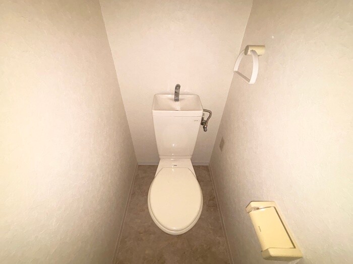 物件内観写真10　(トイレ)