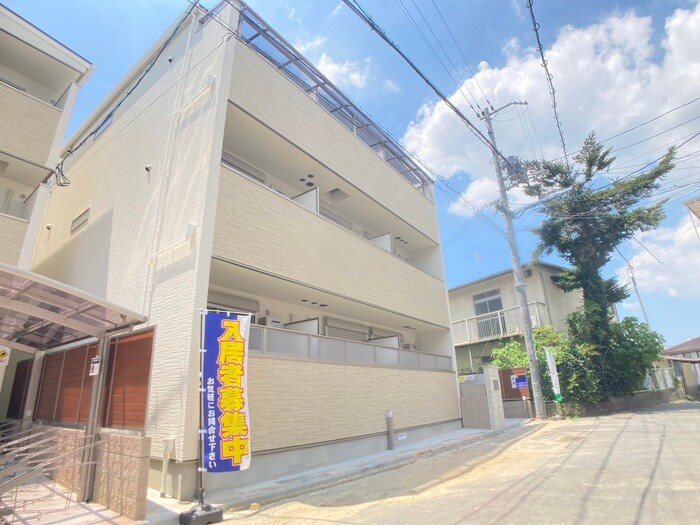 物件外観写真1　(外観写真)