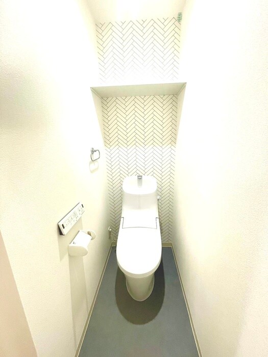 物件内観写真13　(トイレ)