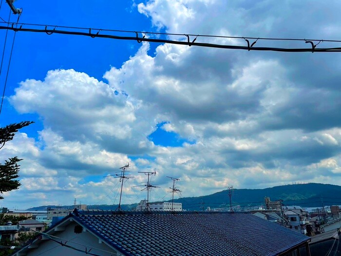 物件内観写真16　(室内からの展望)