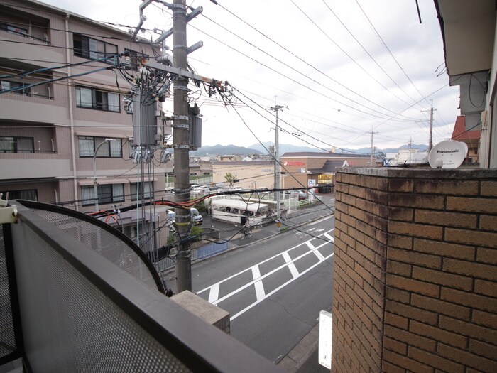 物件内観写真16　(室内からの展望)